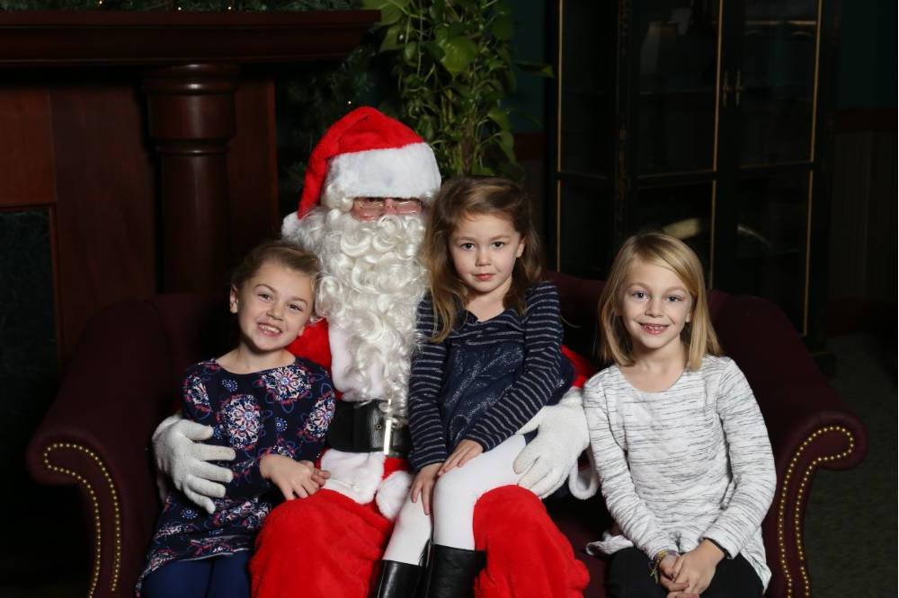 Laker sisters pose with Santa